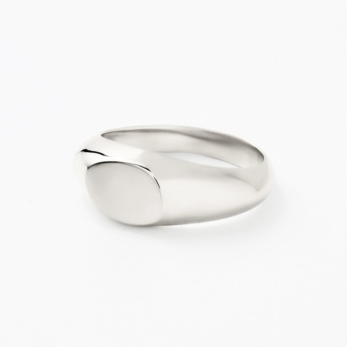 SIGNET RING – dilemma